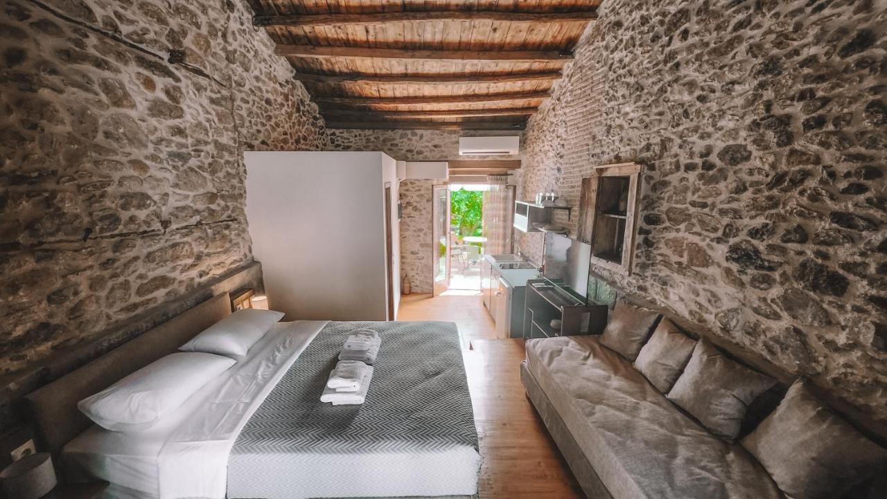 The Cellar Studios - By Avelink Spáta Esterno foto